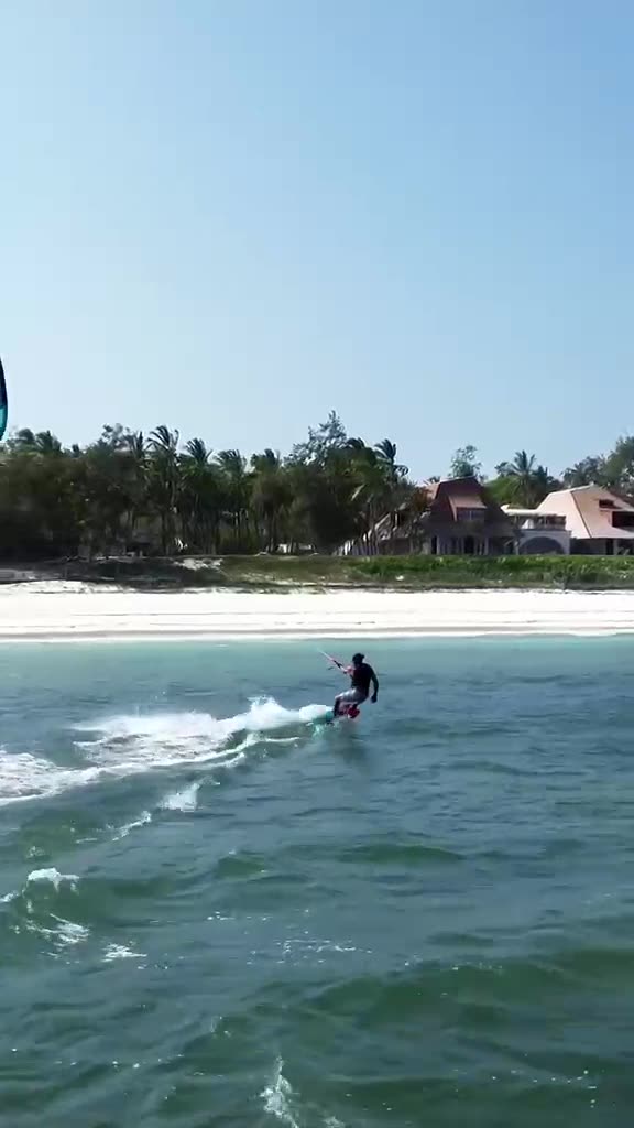 Downwind Trip — Kitesurfing at Tribal Kite School, Watamu, Kenya