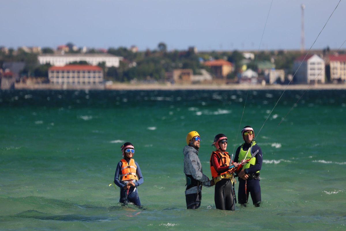 Group Lesson (2.5h) — Kitesurfing at Tribal Kite School, Watamu, Kenya